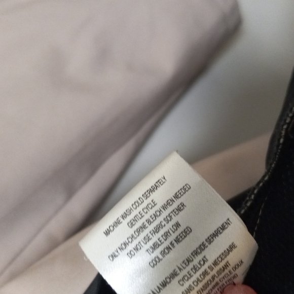 Calvin Klein waterproof jacket - Picture 9 of 13